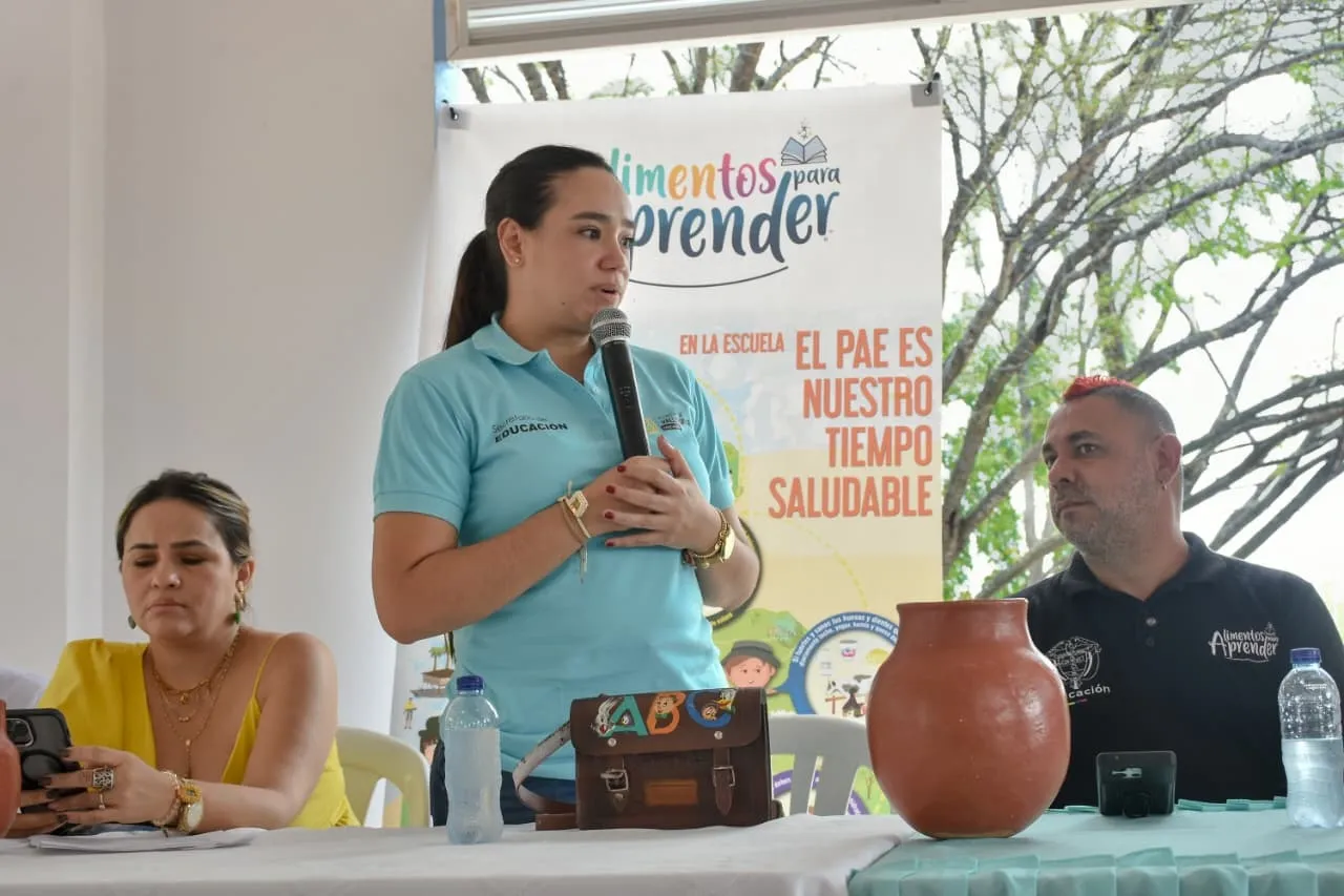Más de 1.000 estudiantes de Guacoche reciben alimentación escolar con enfoque diferencial en Valledupar