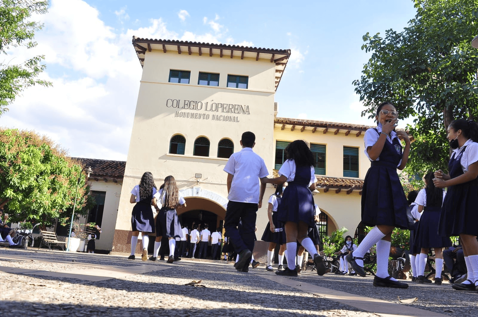 DEFINE la Alcaldía de Valledupar el calendario escolar 2026.